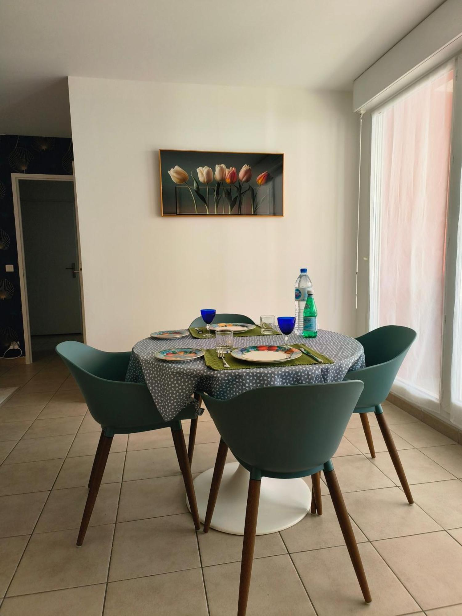 Apartment Neuf, Calme, 10 Minutes Du Centre De Paris *