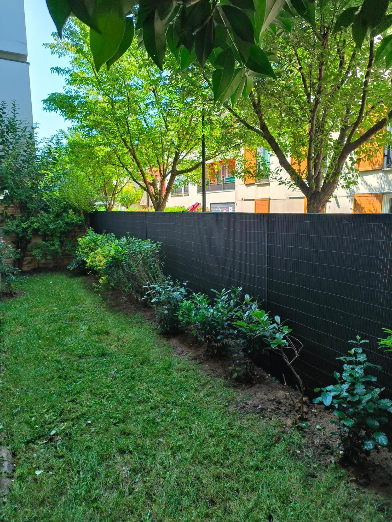 Apartment Neuf, Calme, 10 Minutes Du Centre De Paris *